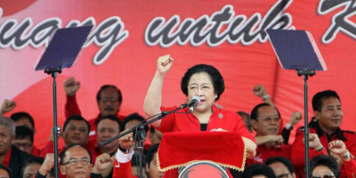 Megawati Bertapa Politik, Loyalis PDIP Kian Frustasi