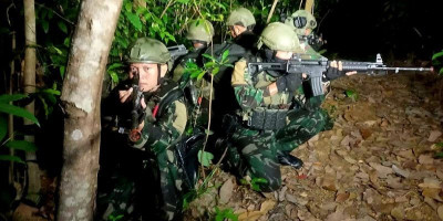 Satkopaska Koarmada I latihan Peperangan Laut Khusus (Naval Special Warfare)