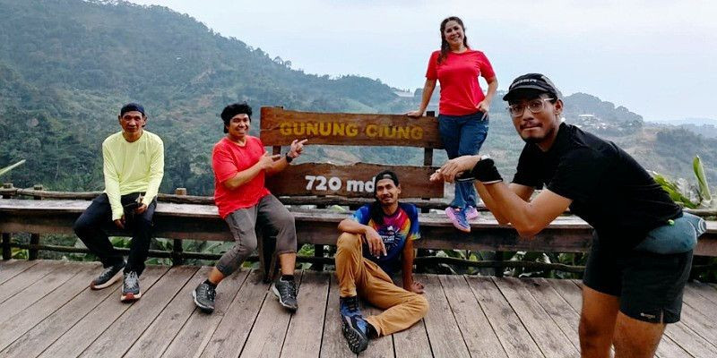 Gunung Ciung Tawarkan Petualangan Trekking Hutan Alami