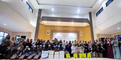 Di Bulan Suci Ramadhan, Kharisma’98 AU Santuni Anak Yatim
