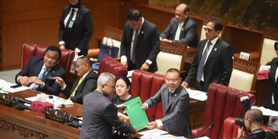 Waktu Pembahasan 6 RUU Ini Diperpanjang