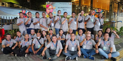 Foto bersama Petugas HAAK Katedral
