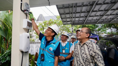 Masifkan Penggunaan Mobil Listrik, PLN Nyalakan 300 'Home Charging'