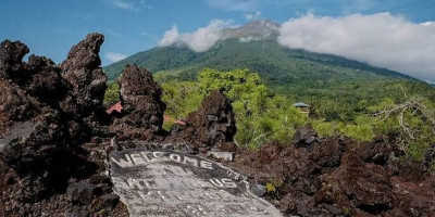 Inilah Keunggulan Geowisata Batu Angus Ternate yang Diusulkan Jadi Geopark