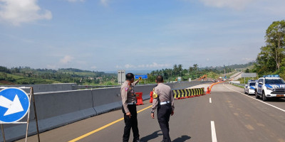 Jalan Tol Bocimi Ruas Cigombong - Cibadak Mulai Difungsikan