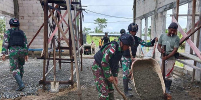 Perkuat Toleransi Beragama, Satgas Yonif 310/KK Bantu Pembangunan Gereja