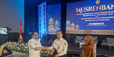  Kemendagri Sampaikan Isu-isu Pembangunan Daerah Provinsi Maluku