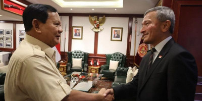 Menhan Prabowo Terima Kunjungan Kehormatan Menlu Singapura 