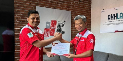 Viral Bantu Petani Sekitar, Telkom Akses Jatim Balnus Apresiasi Warrior Telkom Akses 
