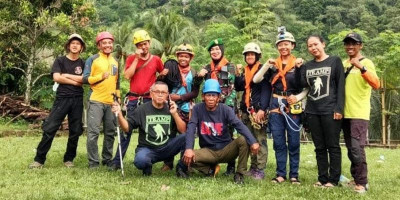 Tim Pemanjat Putri TRAMP Luncurkan Ekspedisi Pemanjatan Tebing TRAMP