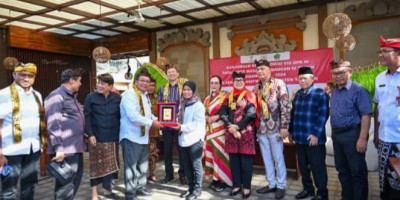 Pimpinan Komisi VIII DPR RI Usulkan Durasi Haji Bagi Lansia Hanya 15 Hari