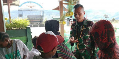 Ksatria Condromowo Pos Koper Satgas Yonif 509 Kostrad Bagikan Bibit Sayur Mayur