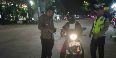 Kapolsek Tallo Kompol Ismail Melaksanakan Penindakan Knalpot Brong di Wilayah Hukum Polsek Tallo