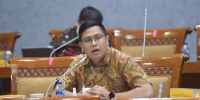 Anggota DPR Desak Reformasi Total Sistem Pendidikan Kedinasan