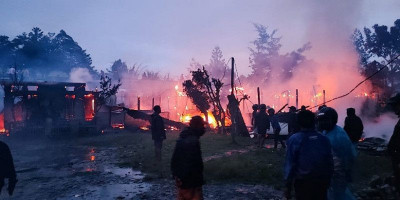 Sekelompok Massa Bakar Sejumlah Bangunan di Wamena, Papua