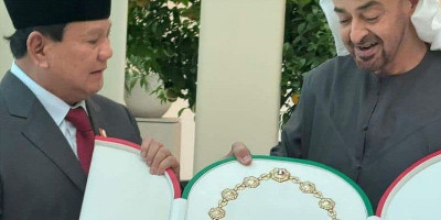 Prabowo Subianto Terima Medali Sheikh Zayed bin Sultan Al Nahyan