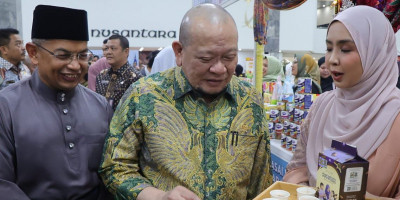 Terima Delegasi dari Trengganu, Ketua DPD RI Dorong Strategi Ekonomi Pengembangan Wilayah Indonesia-Malaysia
