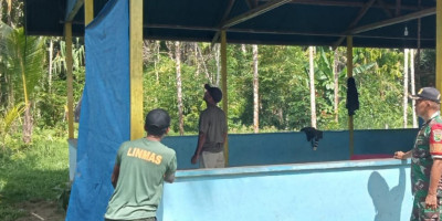 Menjalin Hubungan Baik, Babinsa Komsos dengan Warga Binaan
