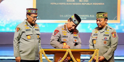 Kapolri Resmikan Komite Olahraga Polri, Wadah Para Polisi Atle
