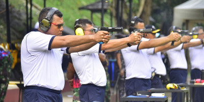 Dankormar Asah Kemampuan Menembak