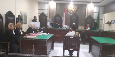 Jaksa Penuntut Tuntut Joni 10 Bulan Penjara Dalam Kasus ITE dengan Bang Zul