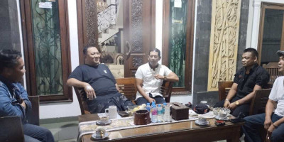 DPC Forkabi Pancoran Mas Kota Depok Geruduk Kediaman Pradi, Ada Apa ?
