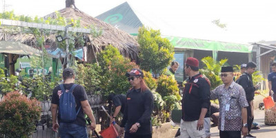 Jum'at Bersih Area Stasiun, Sinergi Korlap Stater bersama Lurah Depok