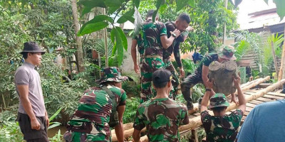 Satgas Yonzipur 5/ABW Gelar Karya Bhakti Perbaikan Jembatan 