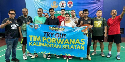 Tim Bulutangkis Siwo Jaya Bermain Imbang Hadapi Siwo Kalsel