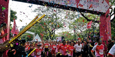 Ribuan Peserta dari Berbagai Komunitas Anak Muda Meriahkan Soekarno Run di GBK