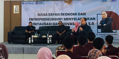 Fachrul Razi Bakar Semangat Ratusan Mahasiswa Politeknik Kutaraja Banda Aceh