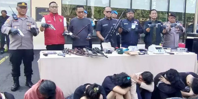 Penggrebekan Kampung Muara Bahari, 103 Gram Sabu dan 31 Orang Diamankan 