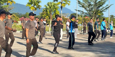 Senam Bersama Langkah Menuju Kebugaran
