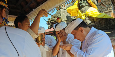 Pengurus PHDI Jabar Melaksanakan Upacara Mejaya-Jaya di Pura Agung Wira Loka Natha Cimahi