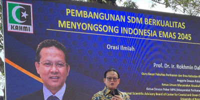 Orasi Ilmiah Milad Kahmi Ke-58 di Maros, Prof. Rokhmin Dahuri Ungkap SDM Berkualias Menuju Indonesia Emas 2045