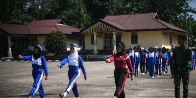 Satgas Yonzipur 5/ABW Bentuk Pemuda Berprestasi Melalui Seleksi Paskibraka