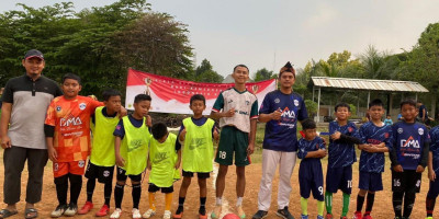 Warga RW 18 Duta Mekar Asri Cileungsi Kidul Bogor Gelar Turnamen Sepak Bola U-14