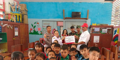 Merah Putih Simbol Persatuan Bangsa