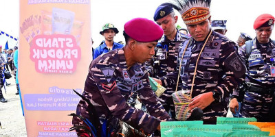 UMKM Binaan Pasmar 3, Meriahkan Karya Bakti TNI Angkatan Laut Di Kabupaten Raja Ampat 