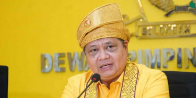 Airlangga Mundur, Langkah Tepat bagi Kebaikan Golkar