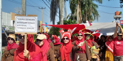 Kebersamaan Warga dalam Peringatan HUT ke-79 Kemerdekaan RI