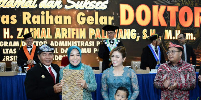 Gubernur Kaltara Zainal Arifin Paliwang Raih Doktor 