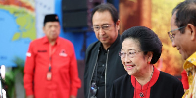 Apresiasi Hakim MK, Megawati: Biarlah Rakyat Memilih Dengan Suka Cita 
