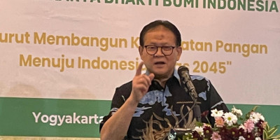 FGD YKBBI di Yogya: Prof. Rokhmin Dahuri Ungkap Peran Strategis Kedaulatan Pangan Untuk Sejahterakan Petani dan Nelayan