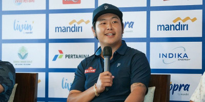 Persaingan Panas di Mandiri Indonesia Open 2024   