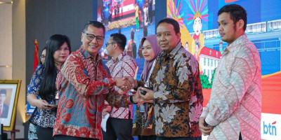 Ketum PWI Pusat Zulmansyah Sekedang Hadiri Acara Puncak Anugerah Jurnalistik MH Thamrin 2024