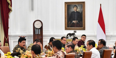 Panglima TNI Hadiri Rapat Terbatas Pimpinan Presiden RI