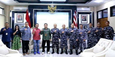 Kas Koarmada III Terima Kunjungan Regional Executive Vice President Telkom Regional V Papua Barat