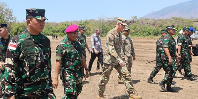 Di Situbondo, Dankormar Dampingi Panglima TNI Tinjau Latgabma SGS 2024