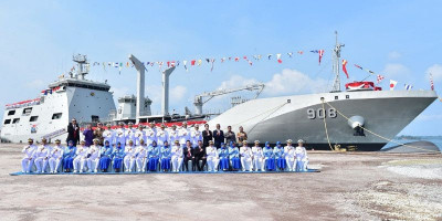 TNI AL Terima Kapal Baru dan Lantik Komandan KRI